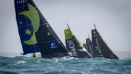 La flota de La Solitaire du Figaro Paprec se adentra en el Atlántico rumbo a Vigo