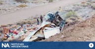 Tragedia en Neuquén: un camionero murió tras volcar y caer por un barranco en la Ruta 227