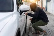 Metán: Detuvieron a un hombre por robar dinero de un vehículo con un inhibidor de alarma