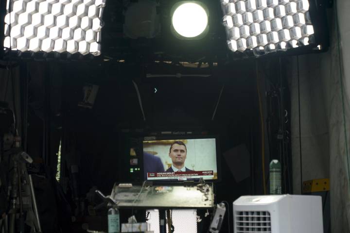 El FBI dice que ha detenido al sospechoso de asesinar de un disparo a Charlie Kirk