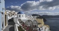 Descubren la razón que causó la serie de terremotos en Santorini a comienzos de año