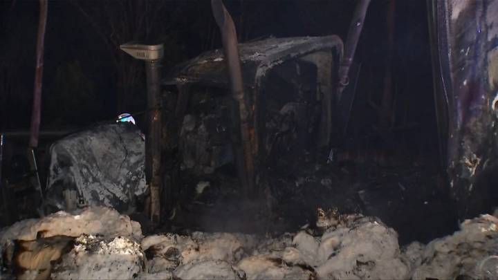 Man dead, another suffers minor injuries after fiery crash involving truck in Queensland's Darling Downs