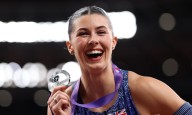 World Athletics Championships: Amy Hunt storms to women's 200m silver in Tokyo