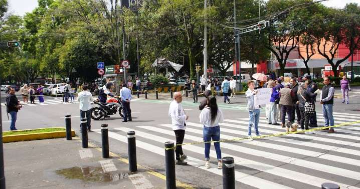 Vecinos de BJ cierran Municipio Libre y División del Norte por asaltos de ‘La Unión Tepito’
