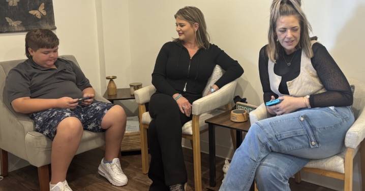 Richmond mom's Facebook plea saves 10