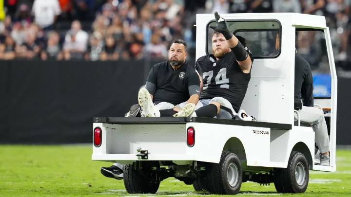 Source: Raiders' Miller has hairline fracture, high ankle sprain