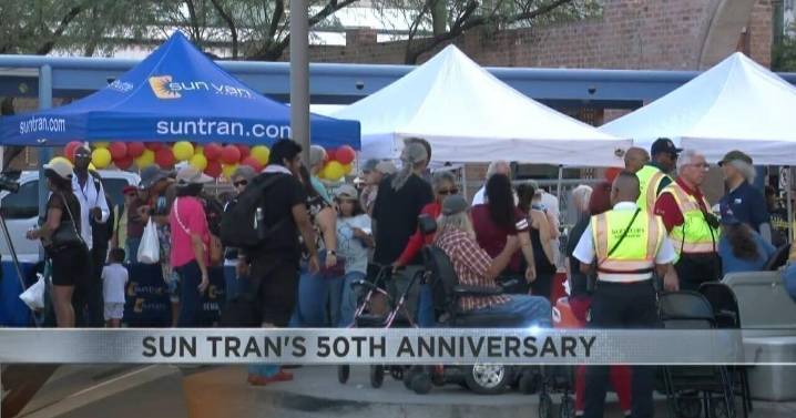 Tucsonans gather to celebrate Sun Tran's 50th Anniversary