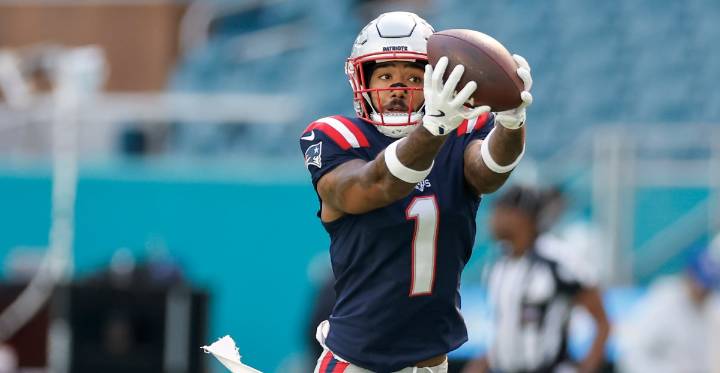 What trading Ja’Lynn Polk to the Saints means for the Patriots