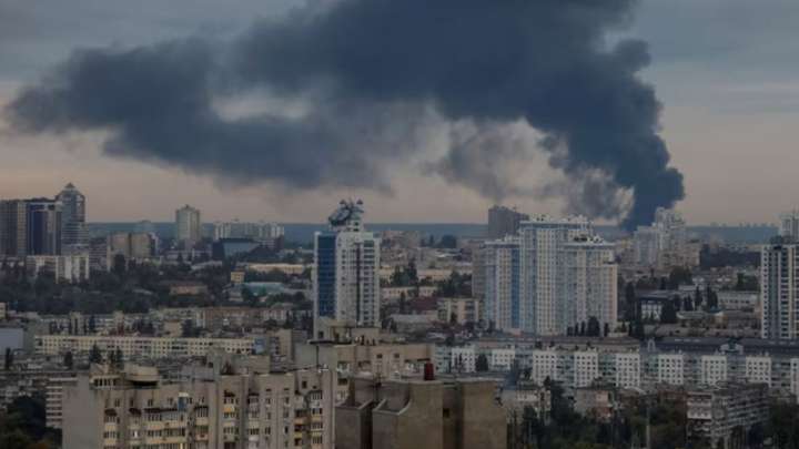 12-year-old girl among 4 dead in Kyiv amid Russian strikes