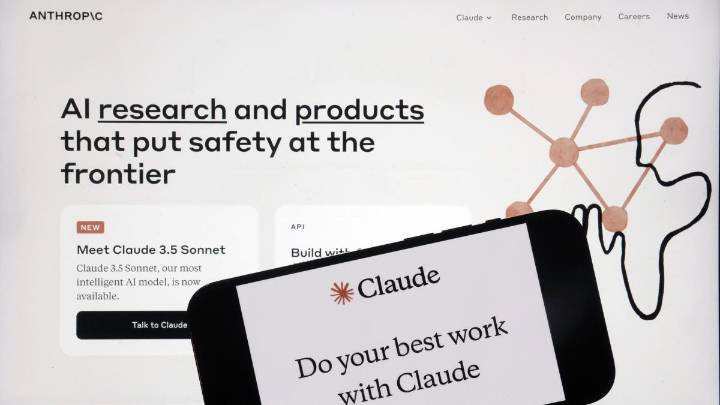 Anthropic pagará 1.500 millones a escritores al vulnerar el copyright para entrenar a su IA