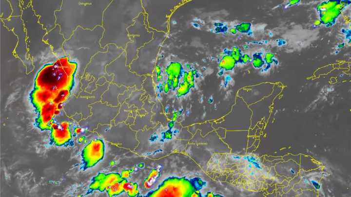 Frente Frío y Onda Tropical en Veracruz: Aviso Especial de PC por Lluvias y Tormentas Eléctricas