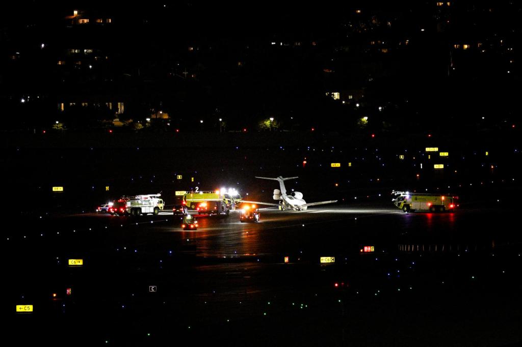 More flight delays at San Diego airport following temporary shutdown