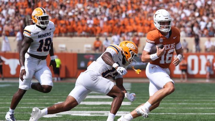 Manning runs for 2 touchdowns but struggles again in passing game as No. 7 Texas beats UTEP 27