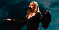 Adele podría encabezar el show de medio tiempo del Super Bowl LX