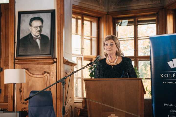Pro-life Slovak politician Anna Záborská leaves cross