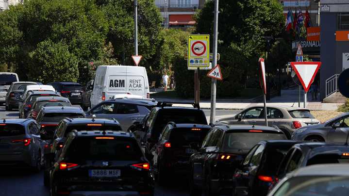 Granada refuerza las acciones comunicativas ante la implantación de la Zona de Bajas Emisiones