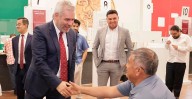 Bedolla estrecha relación con el consulado de Chicago en apoyo a migrantes