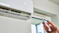 Esto es lo que debes hacer con el aire acondicionado cuando termina el verano, según los expertos