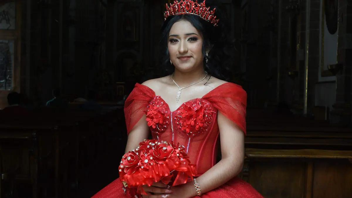 Bryana Marlenne Ramos agradece a Dios sus 15 primaveras