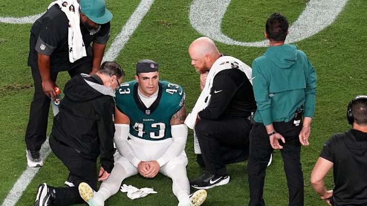 Report: Ben VanSumeren out for season with torn patellar tendon