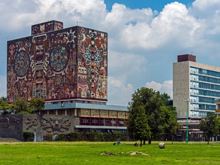 Alumnos del CCH Sur marchan a CU para exigir fin a la violencia
