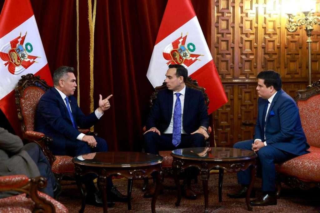 Alejandro Moreno se reúne con José Enrique Jerí, presidente del Congreso peruano