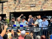 Proclama alcalde de Chicago el Día de Ramón Ayala en honor a su legado musical