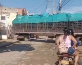 Denuncian que motos inmovilizadas fueron sacadas en camión convertidas en chatarra