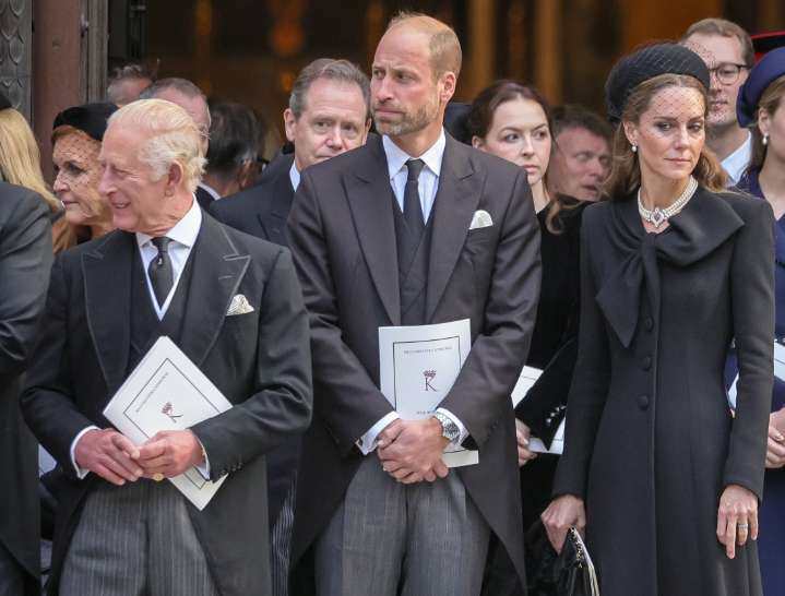 Cele|bitchy | Prince William’s ‘red line’: ‘No royal should grant Harry the legitimacy of a meeting’