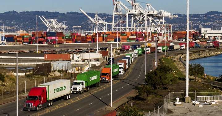US trade deficit grew in July as consumers raced the effects of Trump's tariffs