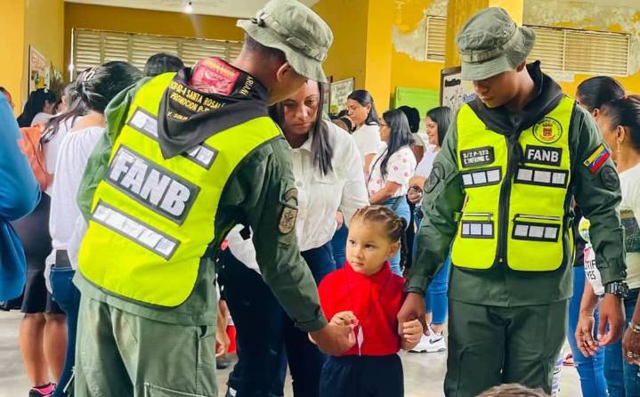 GNB Bolívar realizó abordaje preventivo en la UEB “Cuyuní”