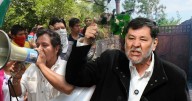 (Video) Fernández Noroña reta a comuneros de Tepoztlán: ‘Pasarán por encima... ¿de mí? Quiero verlo’