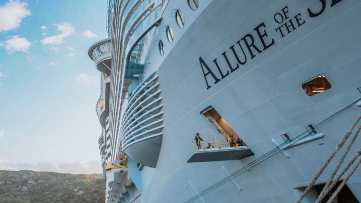 Royal Caribbean's Allure Of The Seas Reroutes From Palma De Mallorca After A "Code Alpha" Is Declared By The Captain