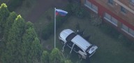 Vehículo embiste puerta del consulado ruso en Sídney; hay un policía herido