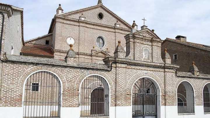 Preocupación en Nava del Rey por la posible apertura de un centro de acogida de inmigrantes en un convento
