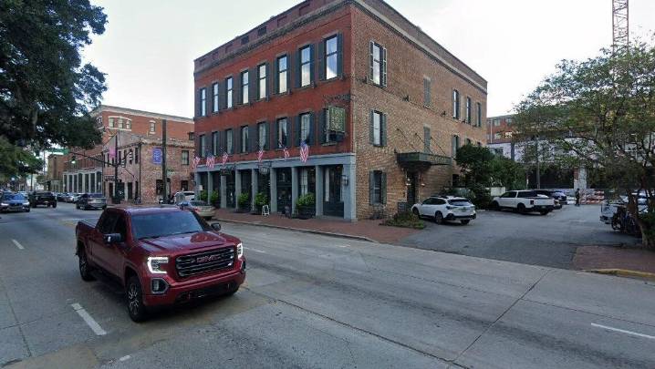Historic hotel on East Bay Street in downtown Savannah sells for $6.3M
