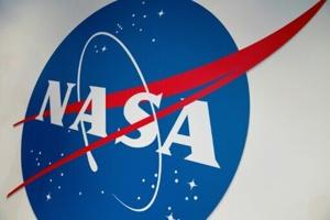NASA blocks Chinese citizens from working on space programs