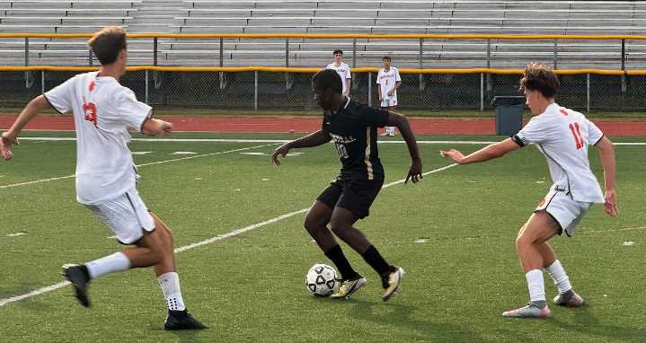 Springfield Central boys soccer, South Hadley play to draw (video)