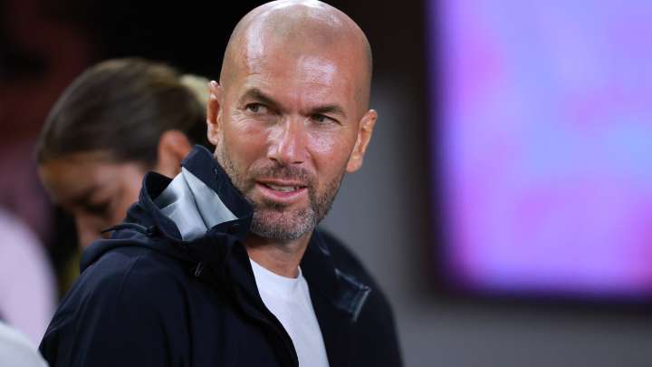 Zinedine Zidane makes decision amid links to replace Jose Mourinho at Fenerbahce