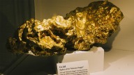 Descubren en 1869 la pepita de oro más grande del mundo: ahora sus herederos la venden por un precio ridículo
