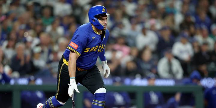 Josh Naylor exits game with injury