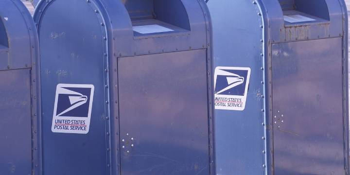 2 local men get prison for $550,000 mail theft scheme