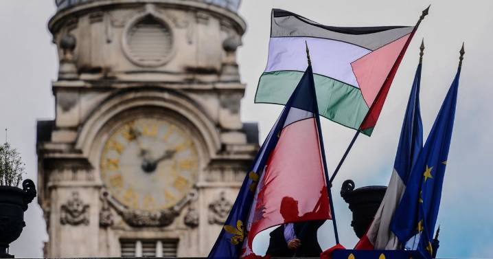 France joins U.K., Canada and Australia in officially recognizing Palestinian state