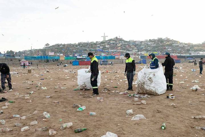 Punto negativo: 77 toneladas de basura se han retirado en estos días de celebraciones
