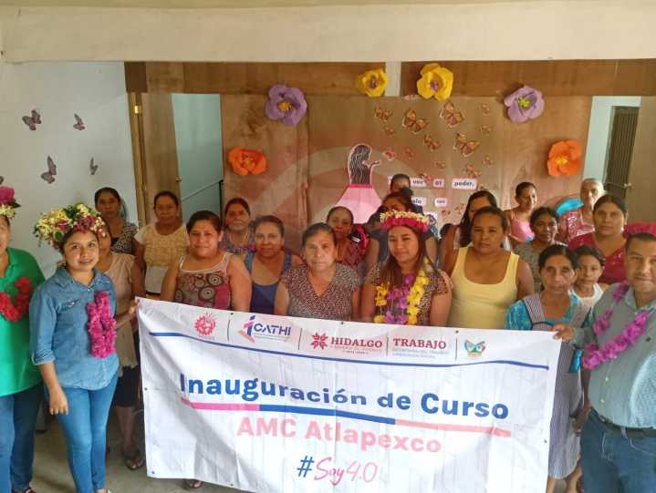 Inicia ICATHI Curso de Bordado en Tepetitla