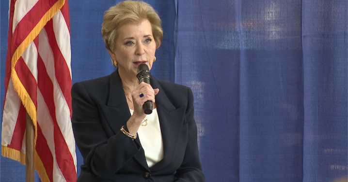 US Secretary of Education stops in Cleveland as part of her Returning Education to the States tour