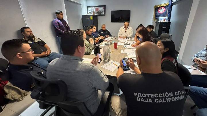 Mantienen monitoreo al huracán Lorena; Protección Civil BC refuerza acciones preventivas