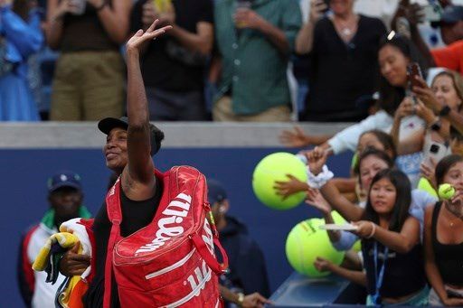 Venus Williams' US Open ends with a loss in the women's doubles quarterfinals to Taylor Townsend