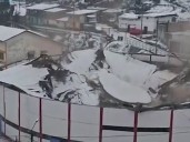 La Libertad: cae techo de coliseo taurino tras intensa granizada