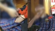 Torturas: horror por divulgación de fotos y stickers de funcionario TEA en WhatsApp